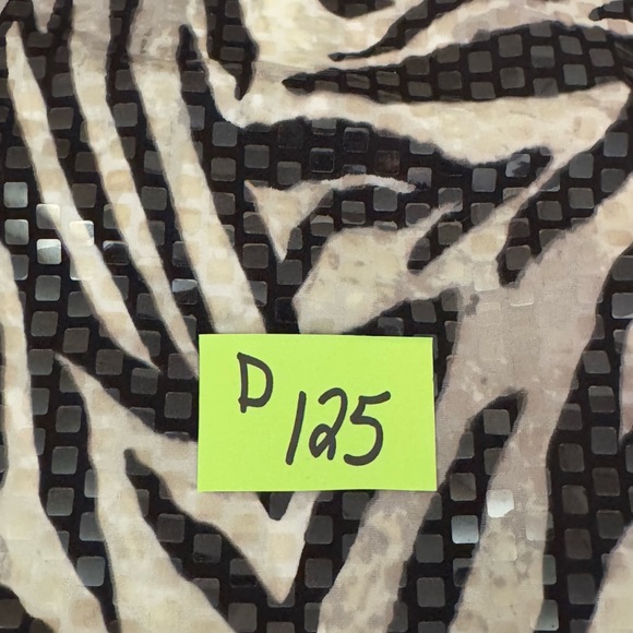 D-125 New Directions Black & White Animal Print Sequin Short Sleeve Blouse Sz PS - Picture 14 of 14